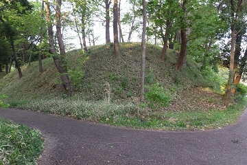 中郭土塁（南側）