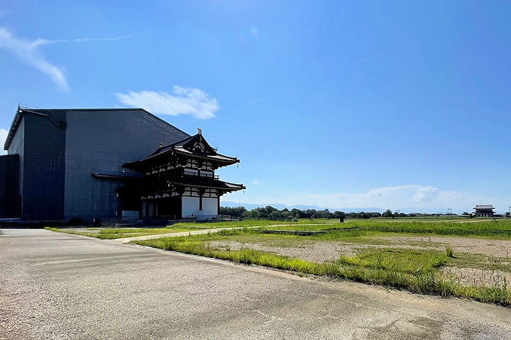 第1次大極殿院内から朱雀門方面