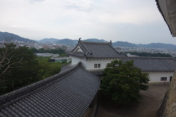 天守から北腰曲輪とホの櫓