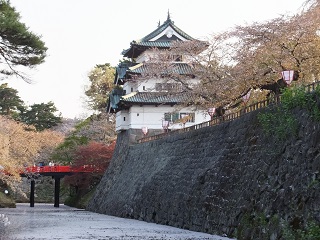 二ノ丸から本丸と天守