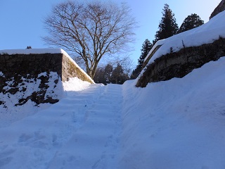東曲輪への階段？