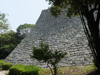 三の丸の高石垣