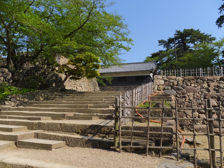 二之丸・本丸段差