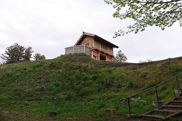郭馬出西虎口（大堀切下から）
