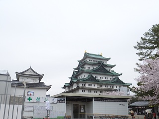 大天守と小天守