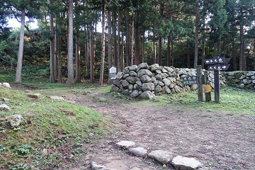 桜馬場から遊佐屋敷跡
