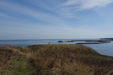 ヲンネモトチャシ近景(陸側から)