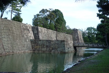 本丸石垣(西側)