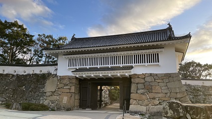 不明門（本丸：中の段）