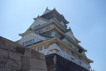 天守（山里丸方面から）