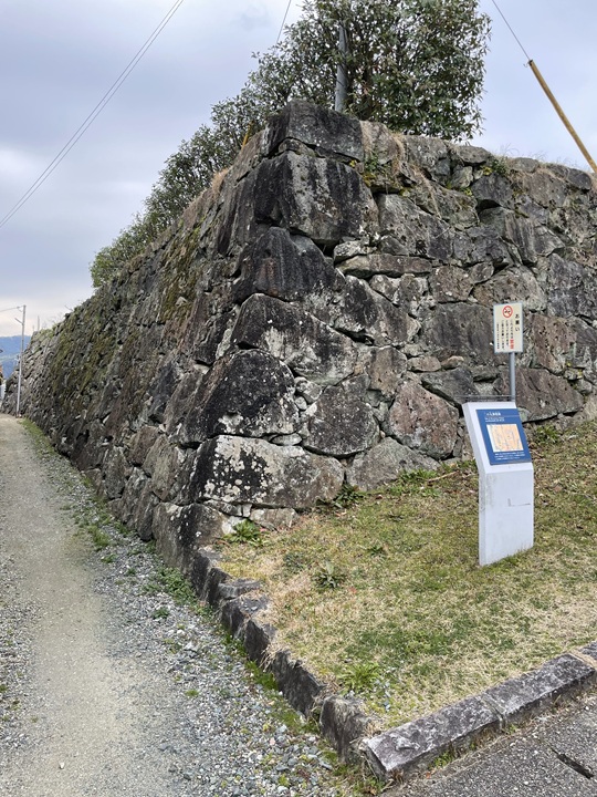 二ノ丸上の曲輪石垣