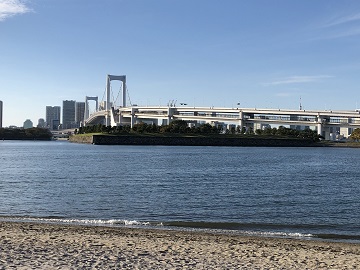 お台場海浜公園側から