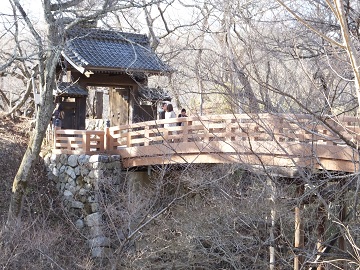 桜雲橋と問屋門