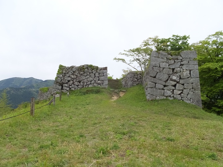 本丸(三十間台)の石垣(太鼓丸側)